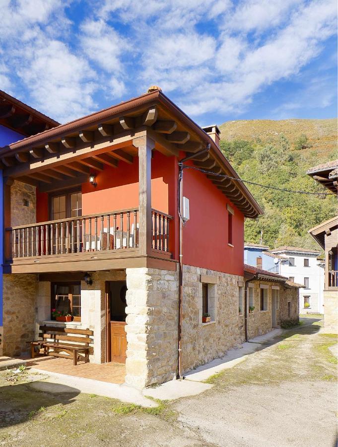 Villa Casa Celis 2 By El Balcon Del Sueve La Villa Esterno foto